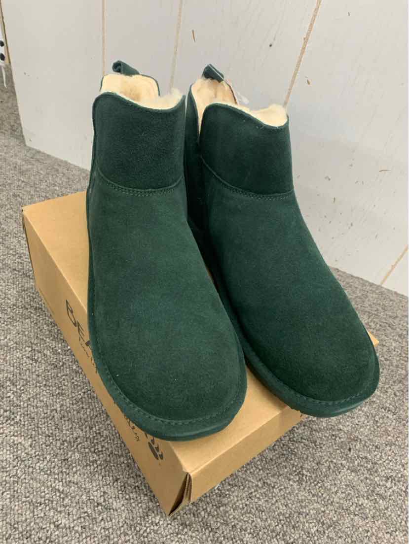 Bearpaw Green Womens Size 13 Boots