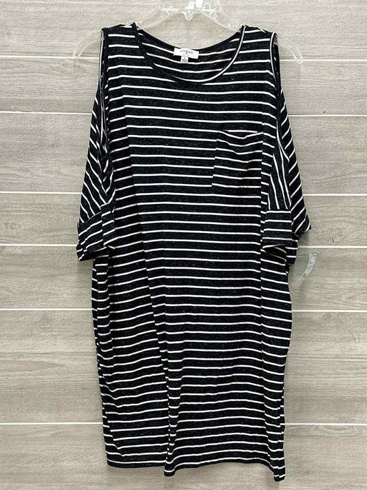 Umgee Gray Womens Size L Shirt