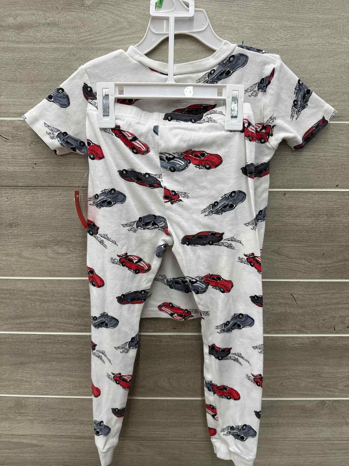 Carters Boys Size 5T Pajamas