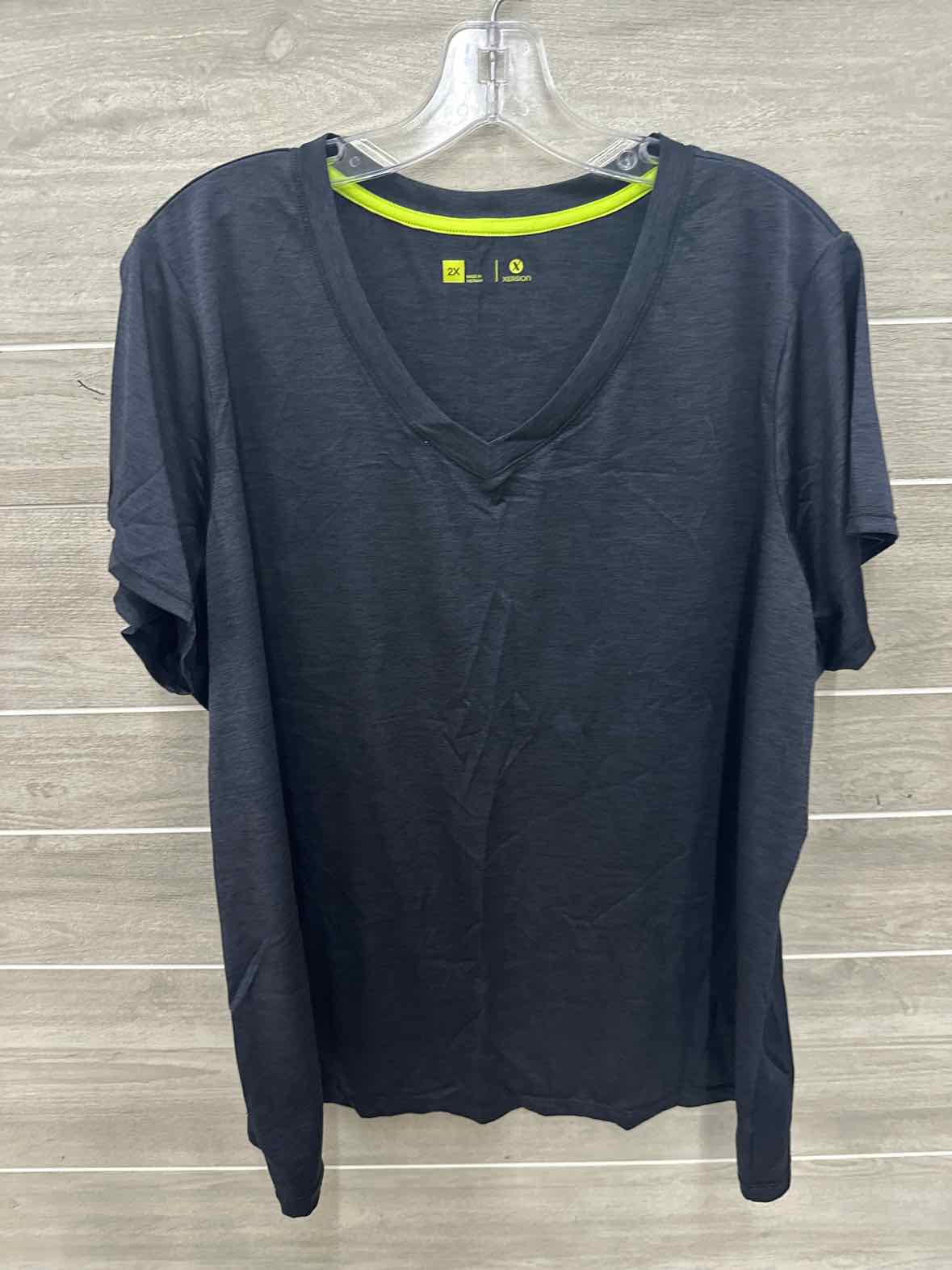 Xersion Size 2X Gray Plus Shirt