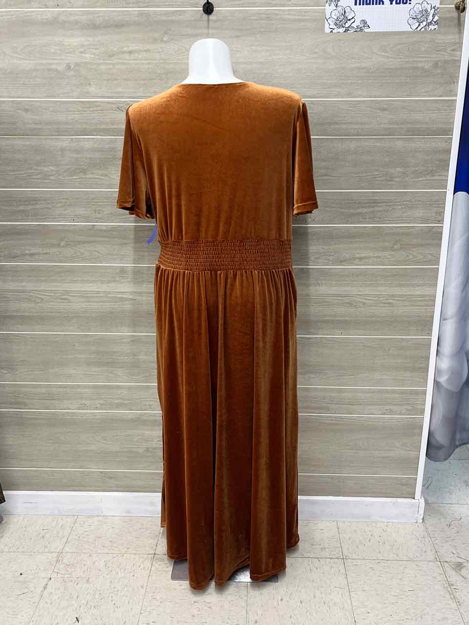 Size 18/20W Orange Plus Dress