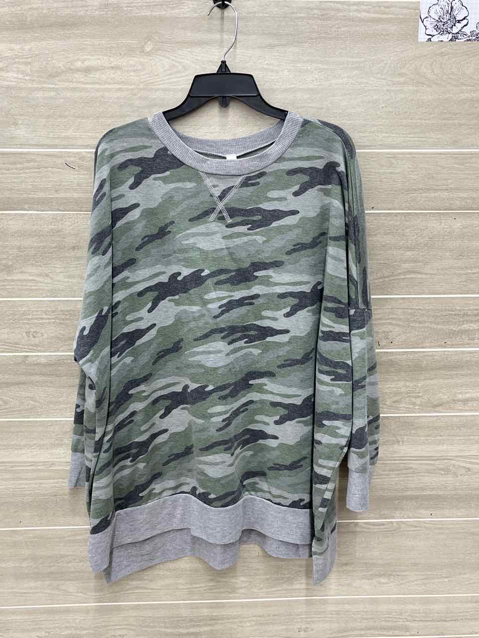 Size 18/20W Olive Womens Shirt
