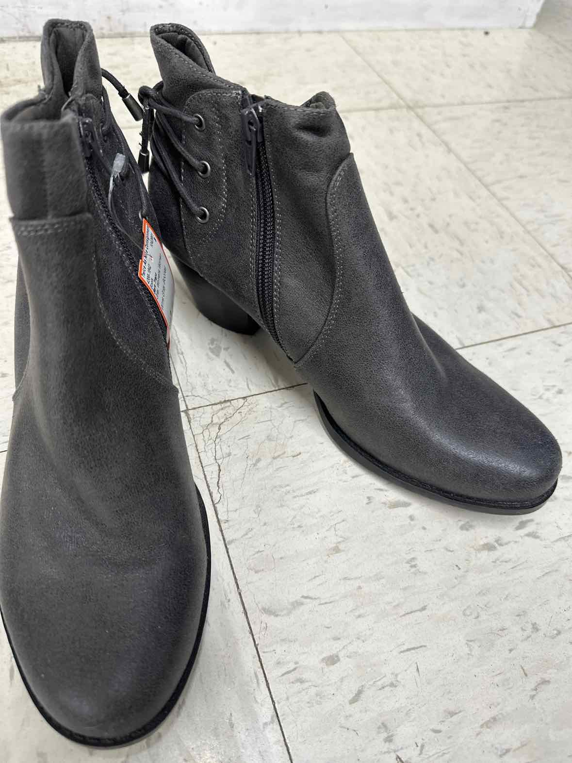 Bare Traps US Shoe Size 9 Gray Womens Boots