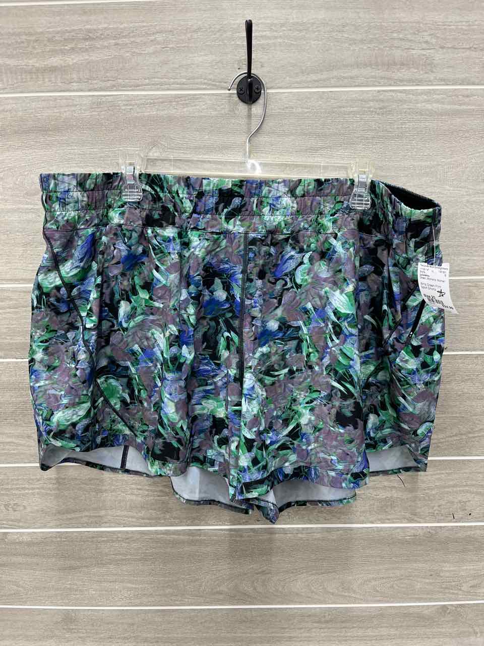 Lululemon Green Womens Women Size 20 Shorts