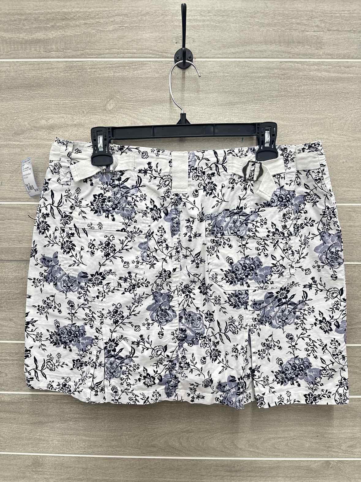 Gloria Vanderbilt Size 12 White Womens Skirt