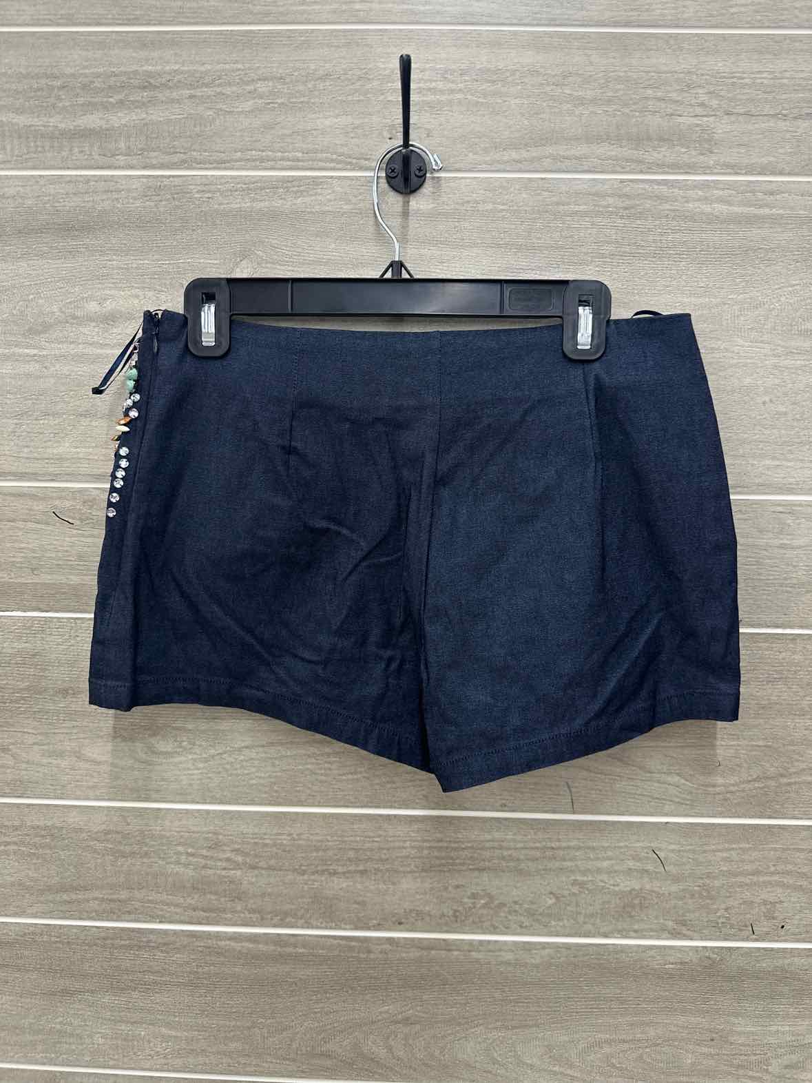 Navy Womens Size 6/8 Shorts