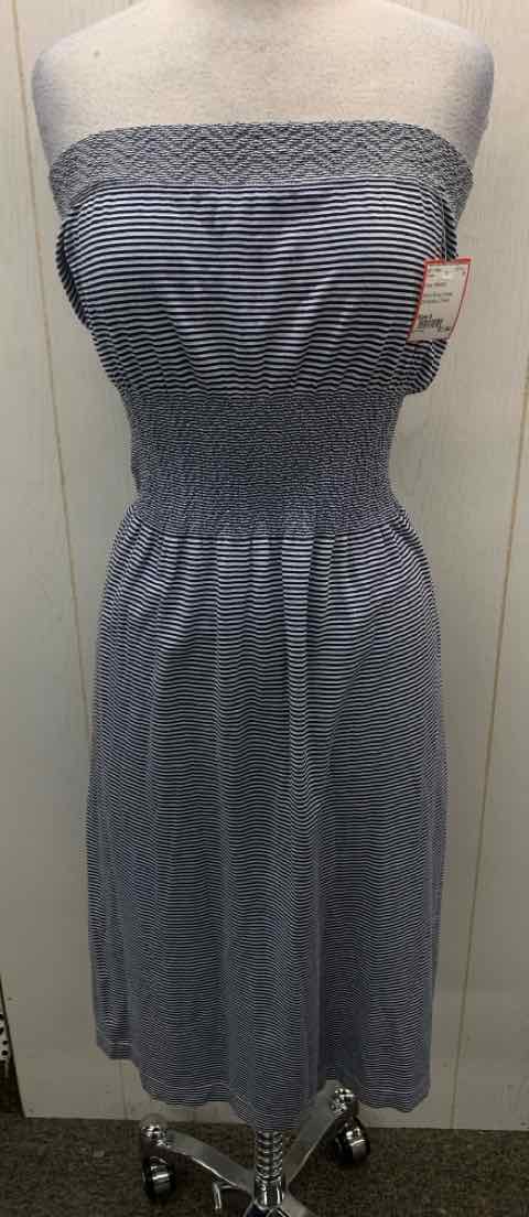 Navy Womens Size 6 Dress