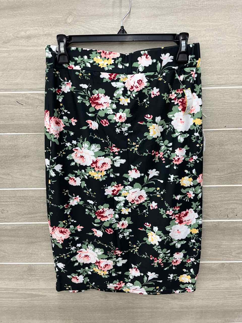 Black Womens Size 6/8 Skirt