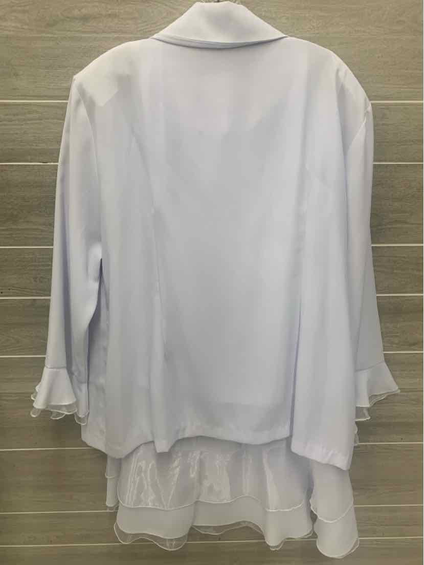 White Womens Size 2X Skirt Set
