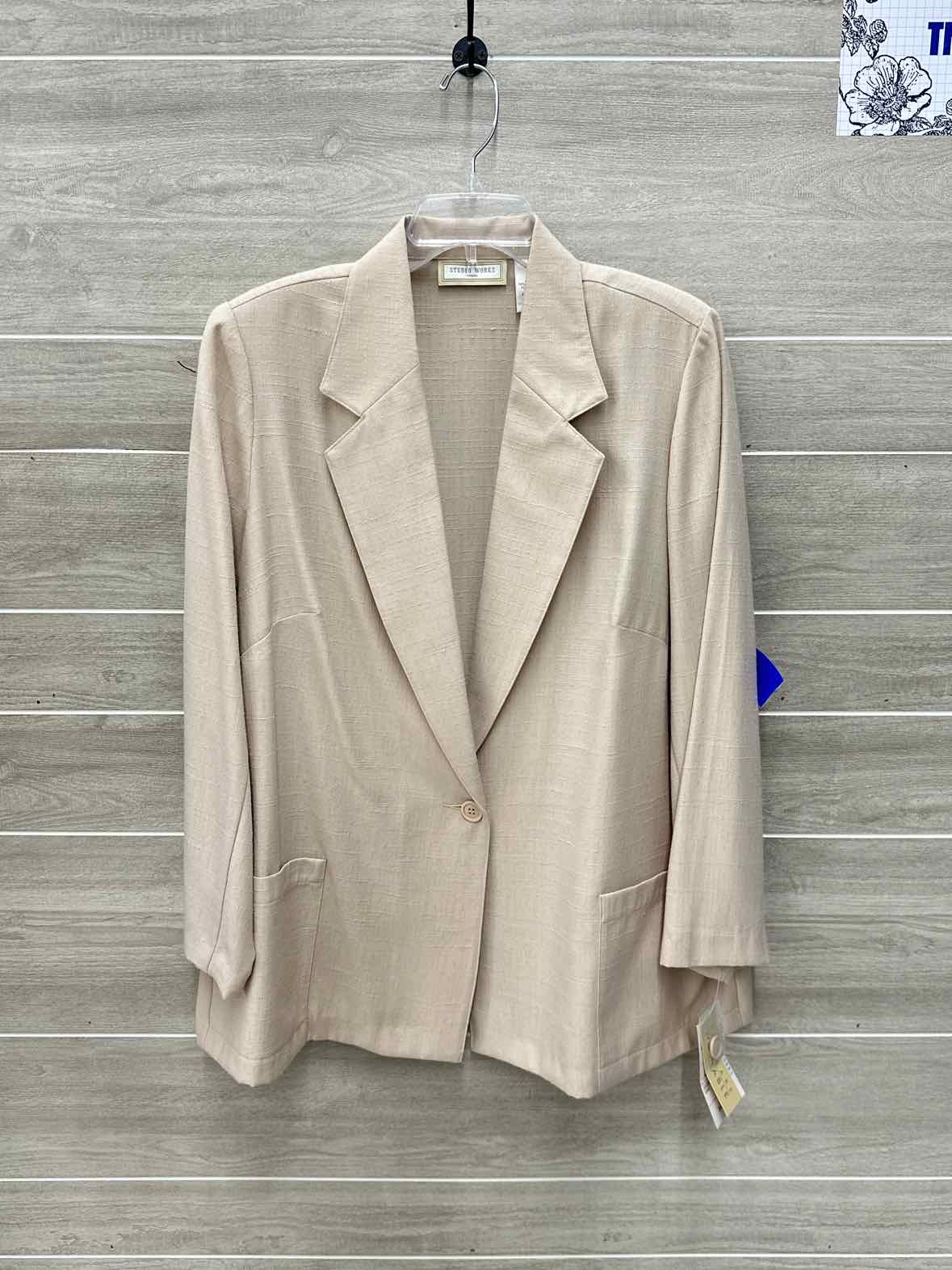 Studio Works Size 18W Tan Plus Blazer