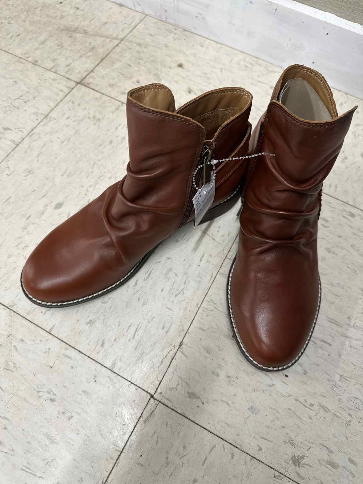 Earth US Shoe Size 8.5 Brown Womens Boots