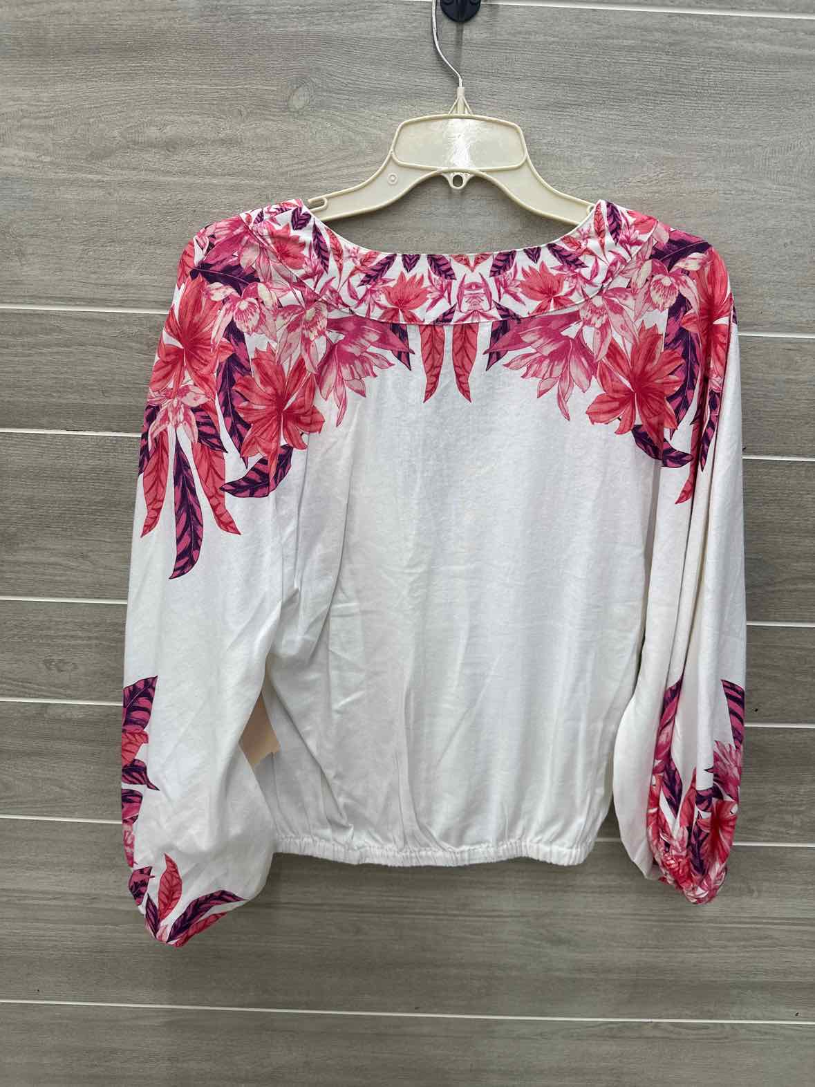 Venus White Womens Size XS Shirt