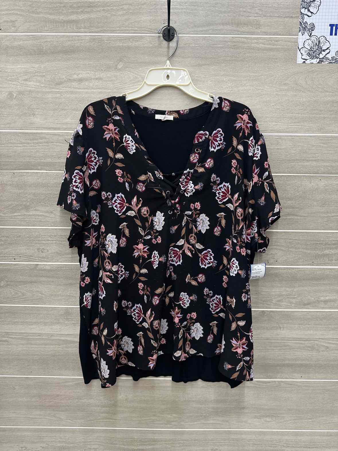 Maurices Size 3X Black Plus Shirt