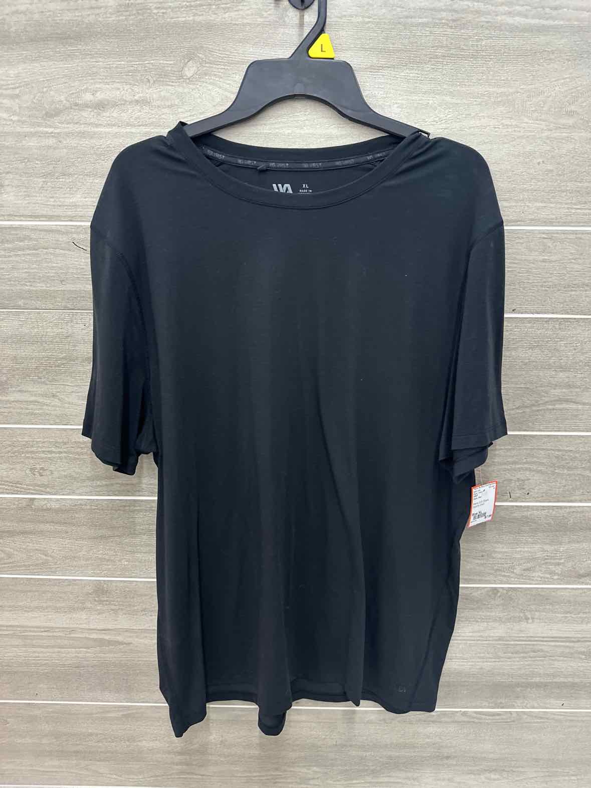 VRST Size XL Men Mens T-shirt