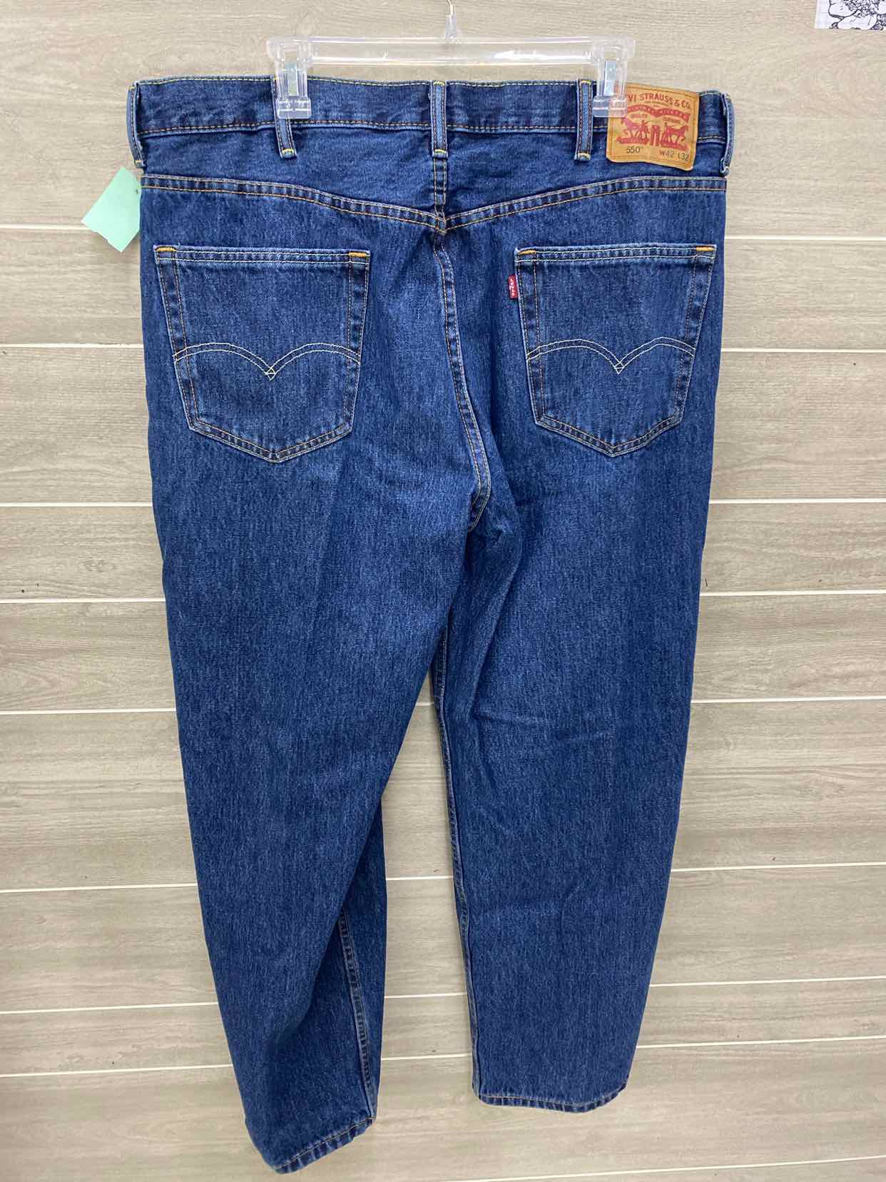 Levis Size 42/32 Mens Jeans