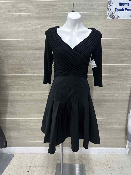 Tadashi Shoji Black Womens Women Size 10P Gown/Evening Wear