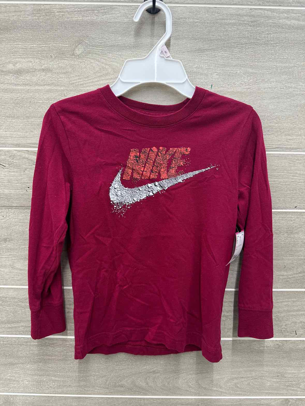 Nike Girls Size 6 Shirt