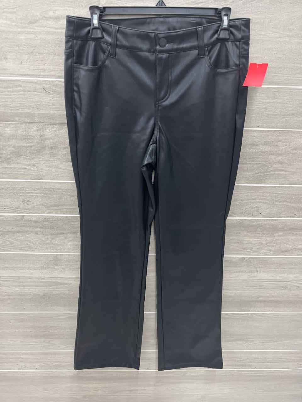 No Boundaries Size 6 Black Womens Pants