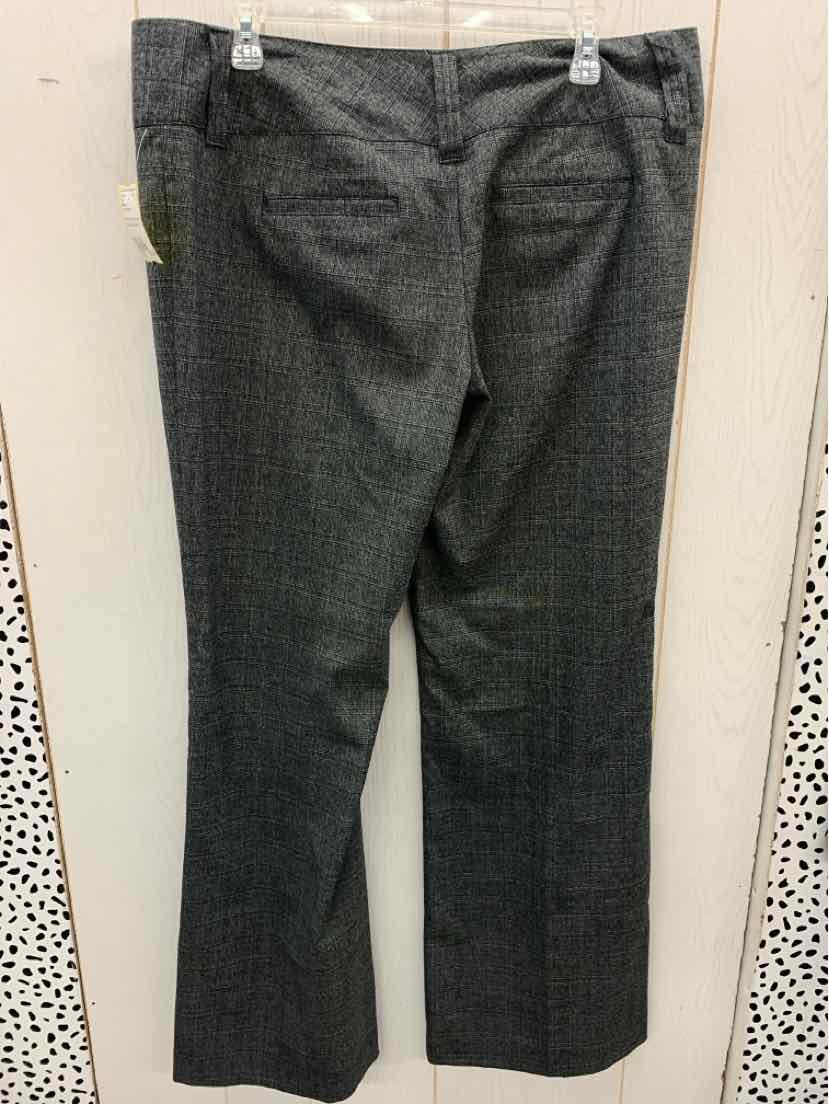 Maurices Gray Womens Size 13/14 Pants