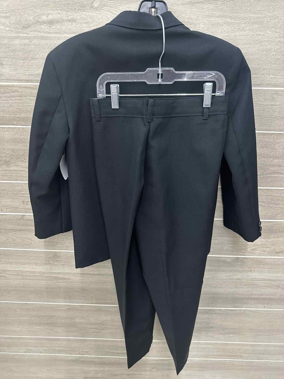 IZOD Boys Size 10 Suit