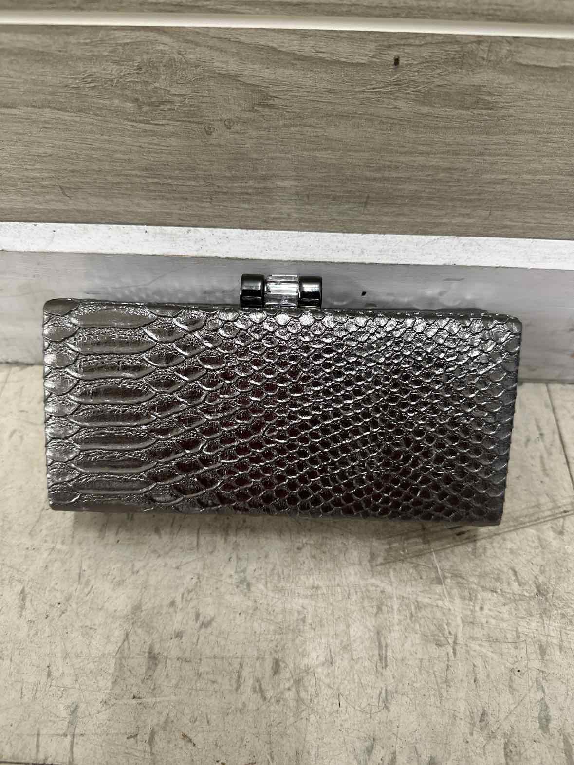 Jessica McClintock Purse