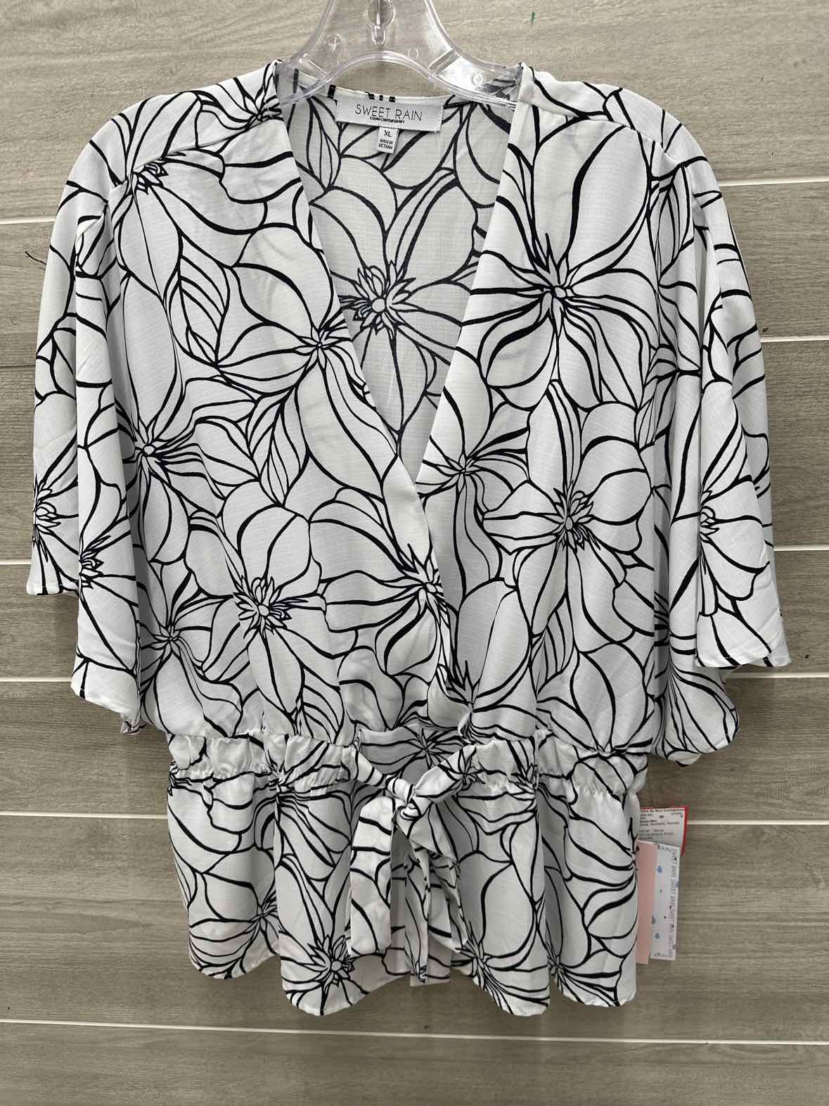 Sweet Rain Size XL White Womens Shirt
