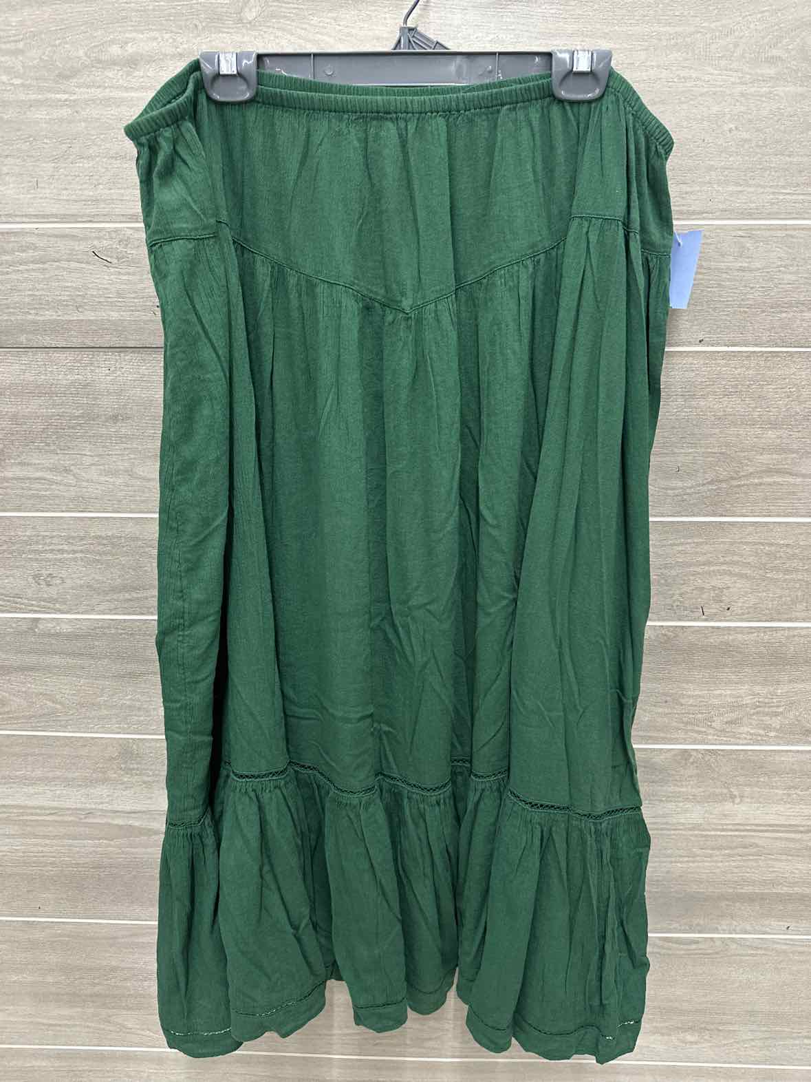 AERIE Size 2X/3X Green Plus Skirt