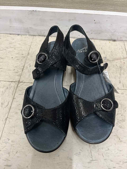 Dansko US Shoe Size 39 Black Womens Sandals