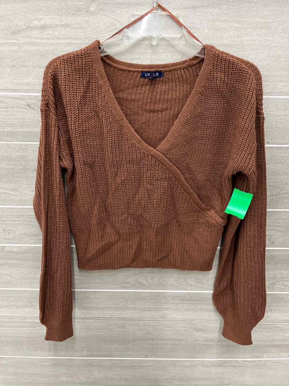 Size M Brown Junior Sweater