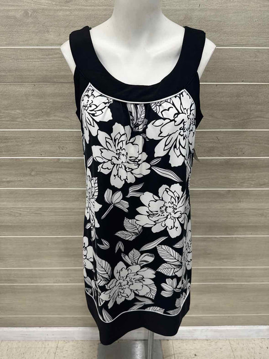 R&K Originals Size 8 Black Womens Dress