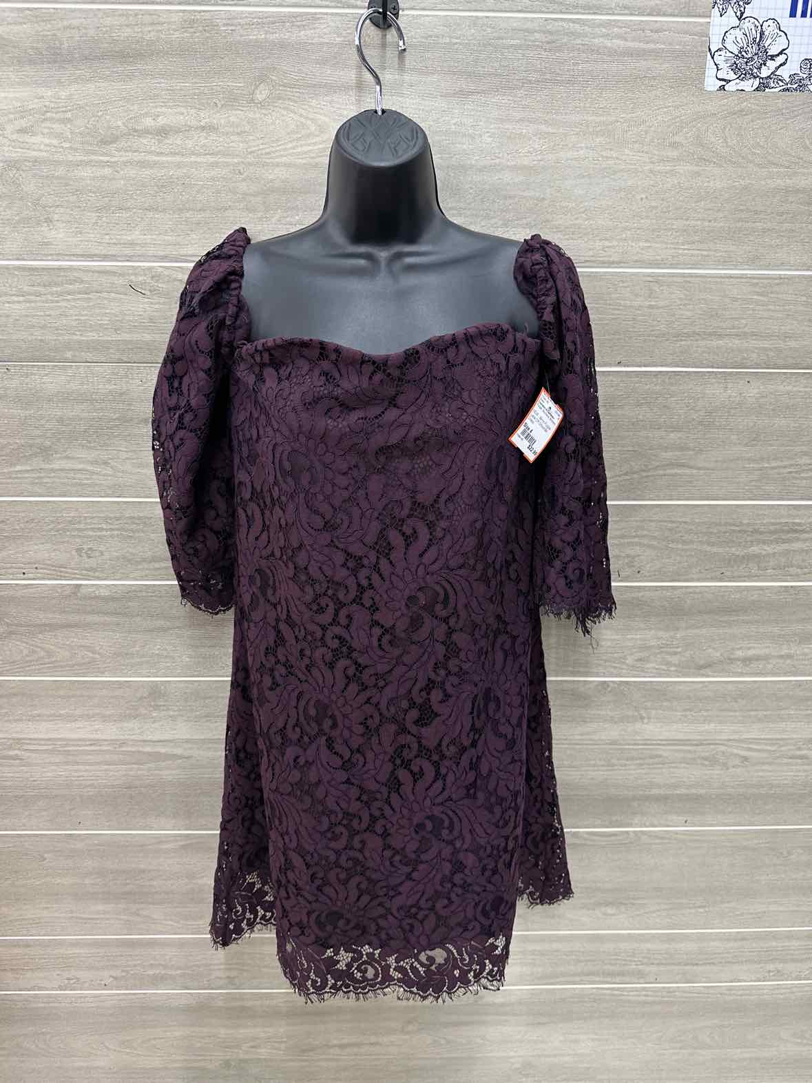 Cupcakes & Cashmere Size 4 Purple Womens Dress