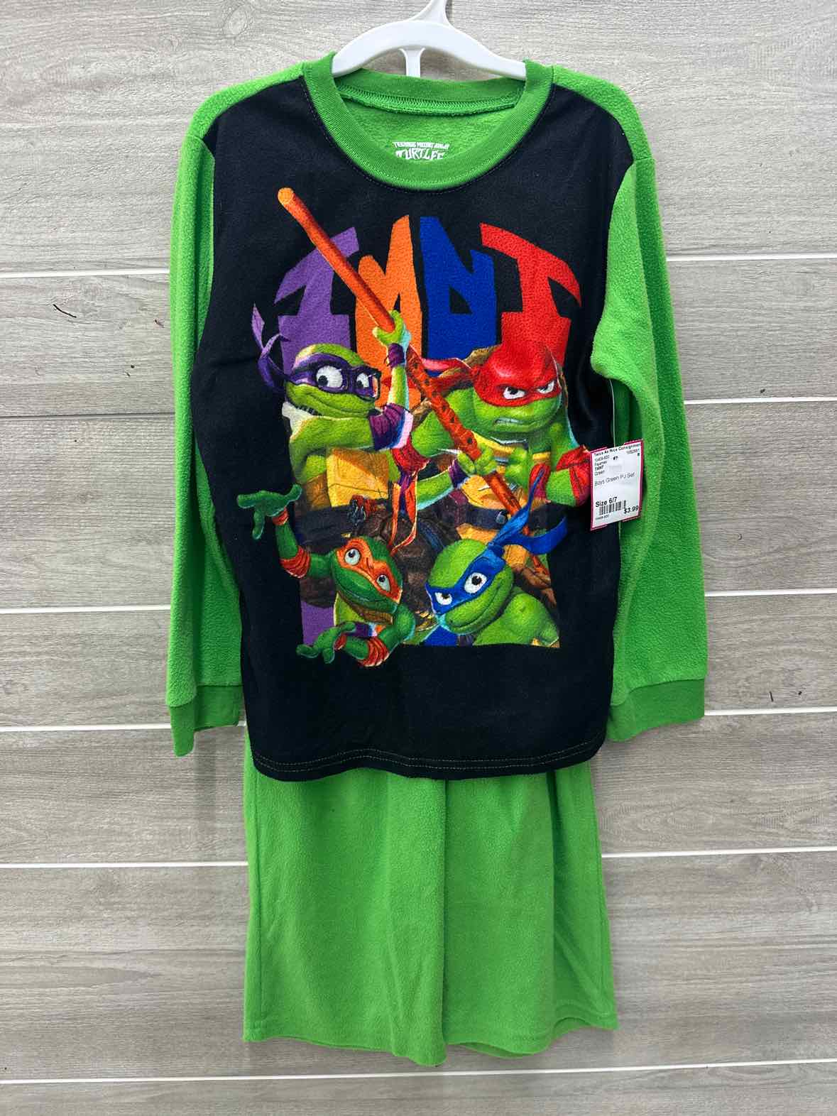TMNT Boys Size 6/7 Pajamas