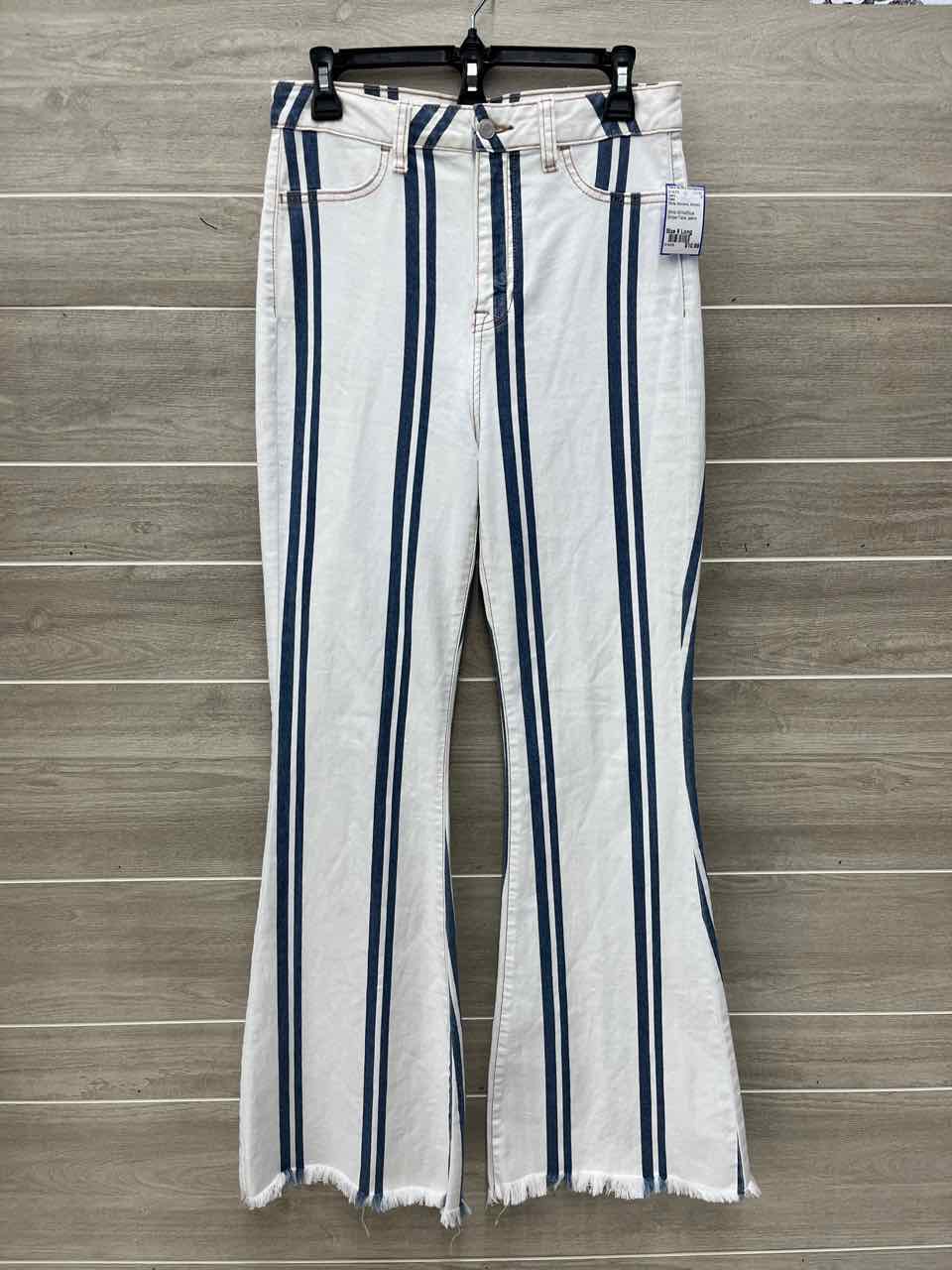 Cello Size 8 Long White Womens Jeans