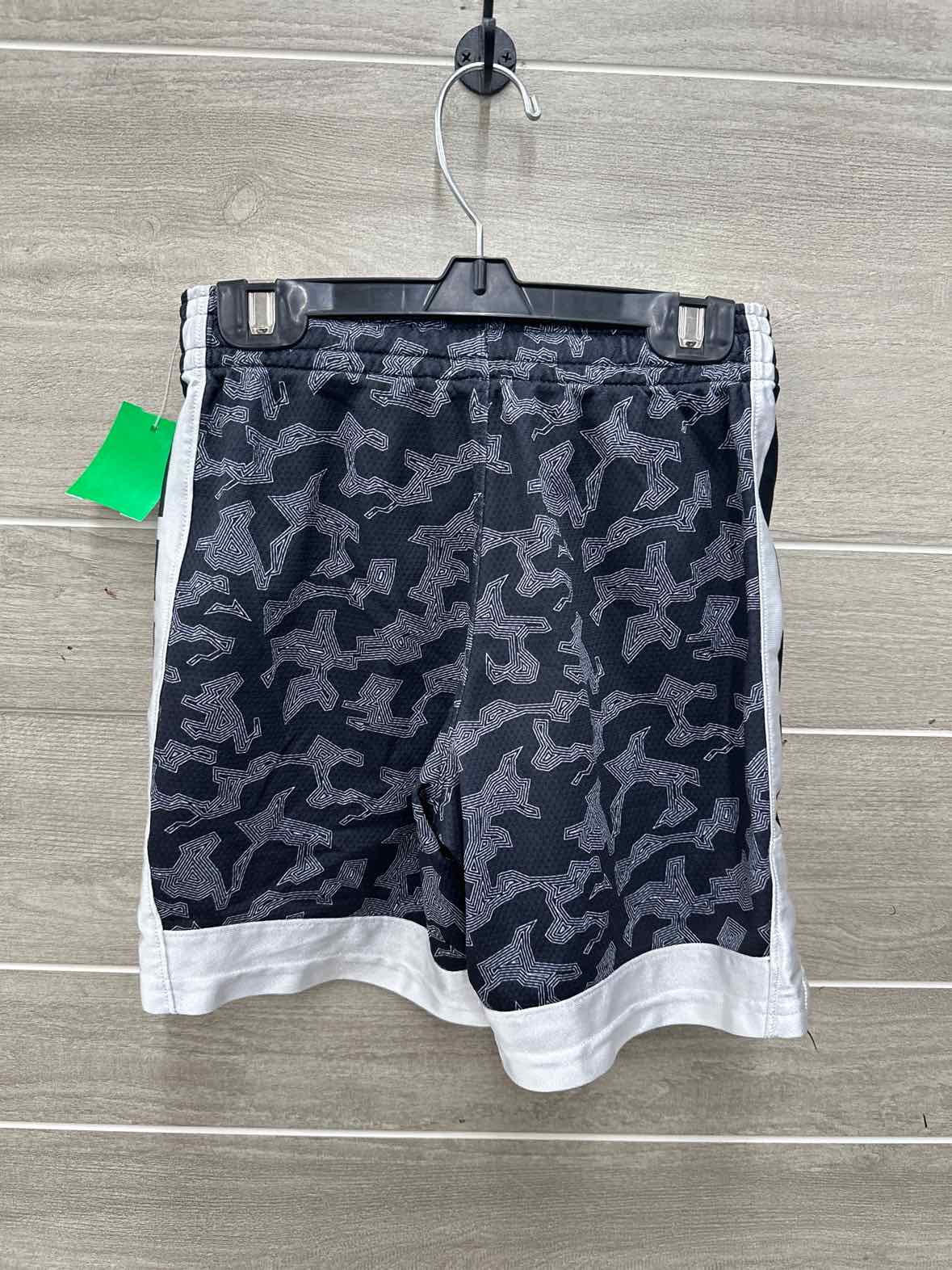 Nike Boys Size 6/7 Shorts