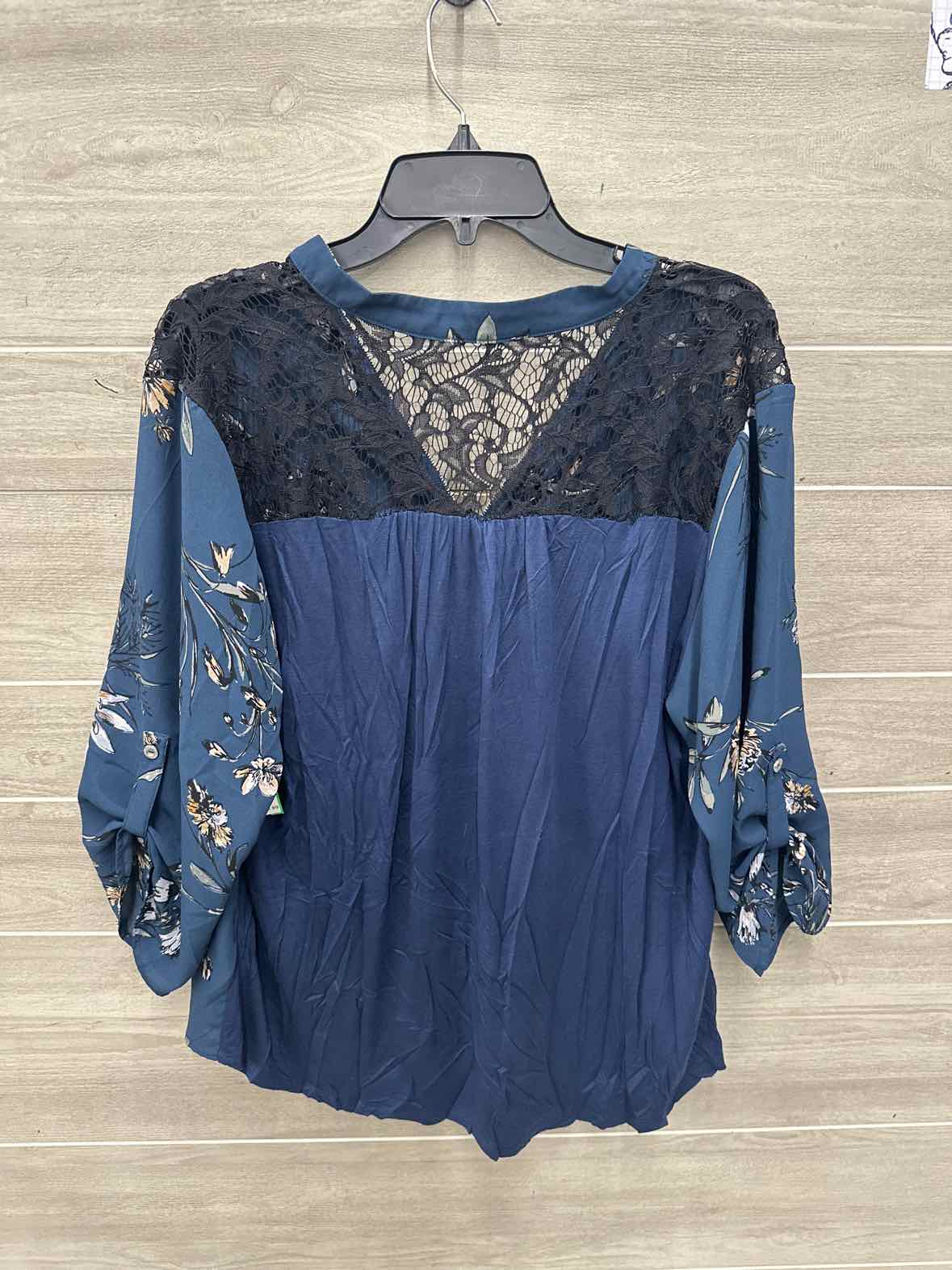 Maurices Size 18 Teal Womens Shirt