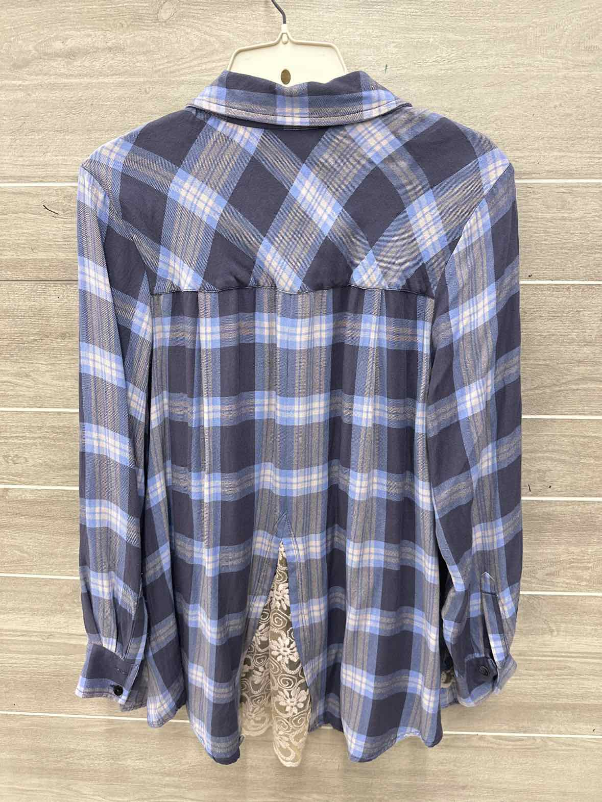 LOGO Size L/XL Blue Womens Shirt