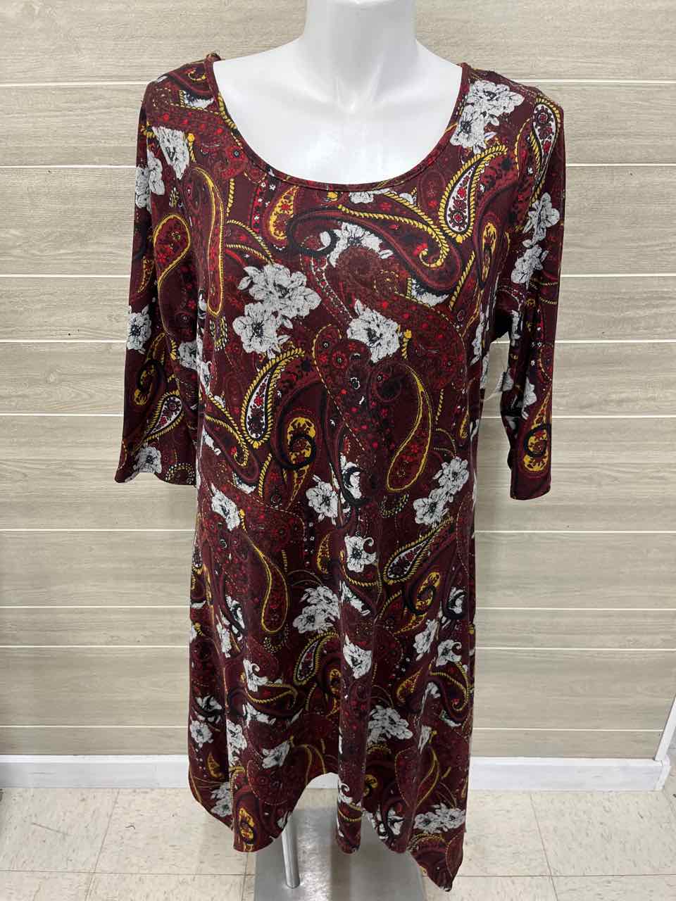 Mlle Gabrielle Size 2X Burgundy Plus Dress