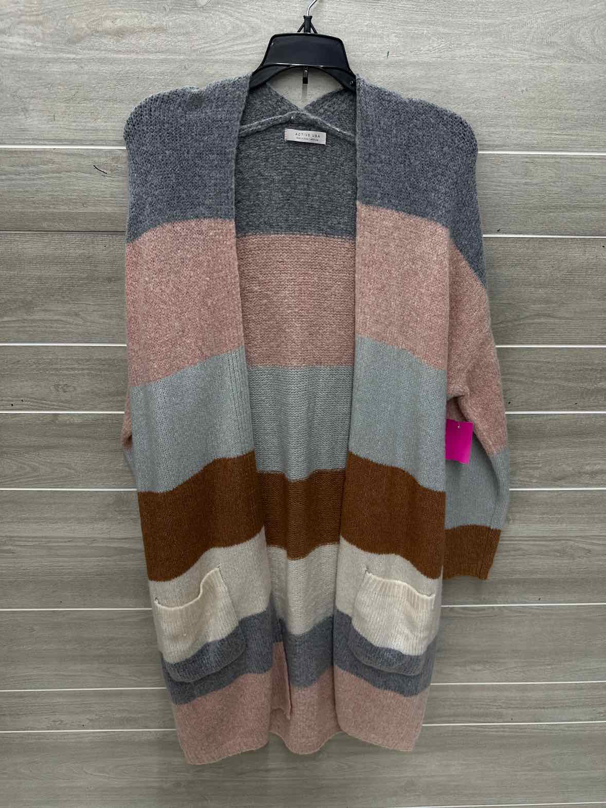 Active USA Size M Gray Womens Sweater