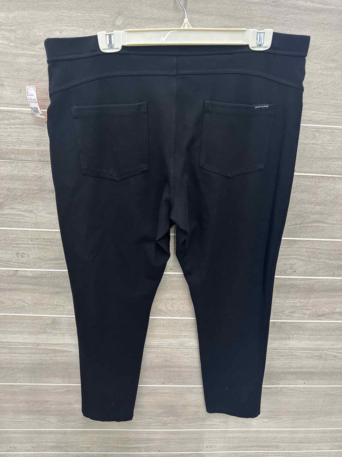 DKNY Size 18/20W Black Plus Pants