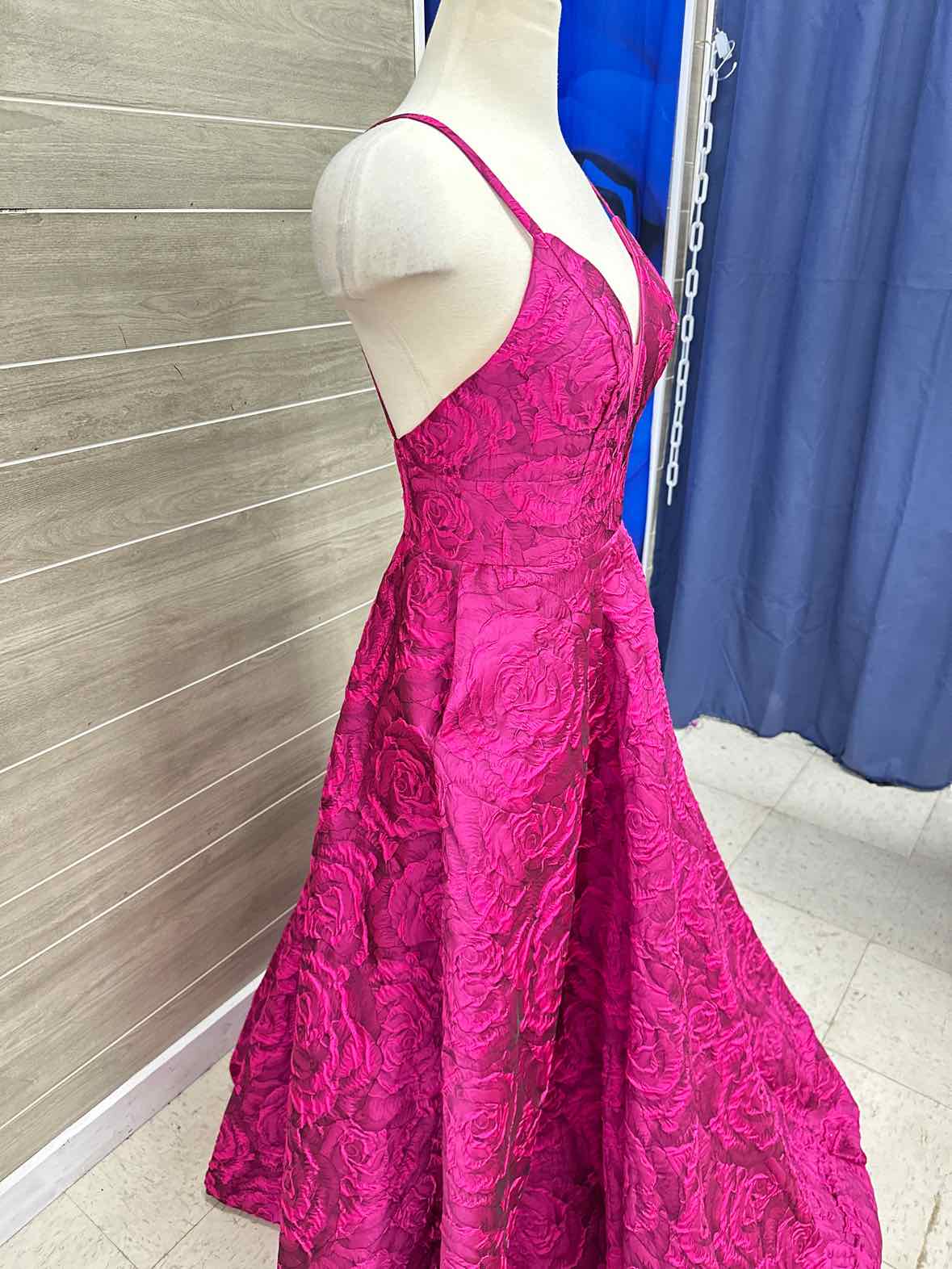 Size 4 Pink Womens Gown/Evening Wear