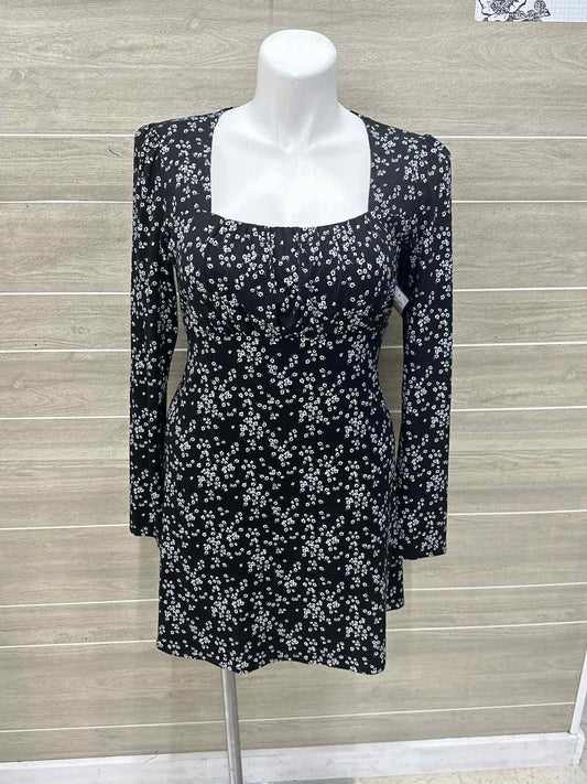 Size 12/14 Black Womens Dress