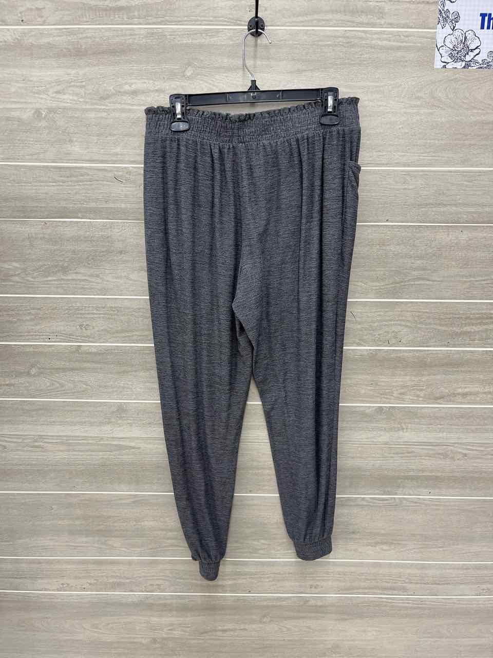 Maurices Gray Womens Size M Pants