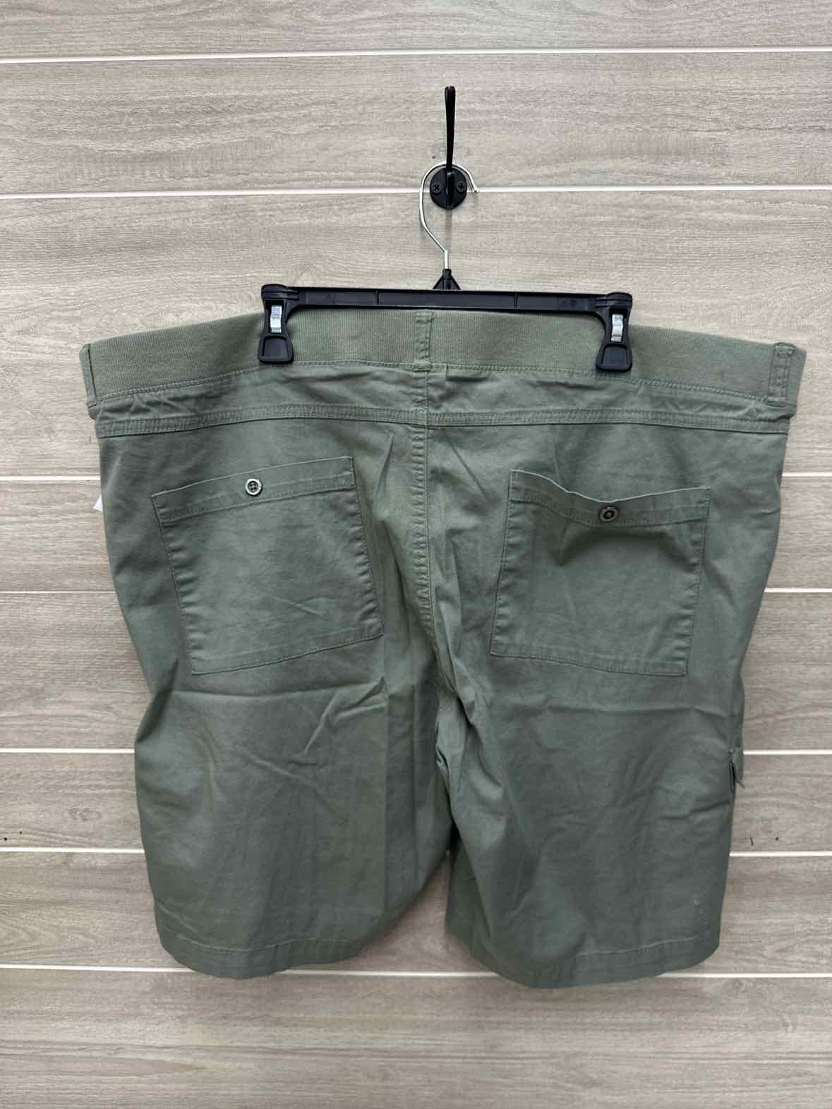CG/CG Size 20/22W Olive Plus Shorts