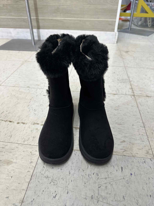 Girls Size 5 Shoes/Boots