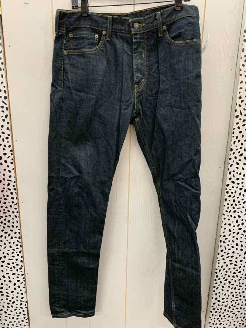 Levis Size 33/34 Mens Jeans