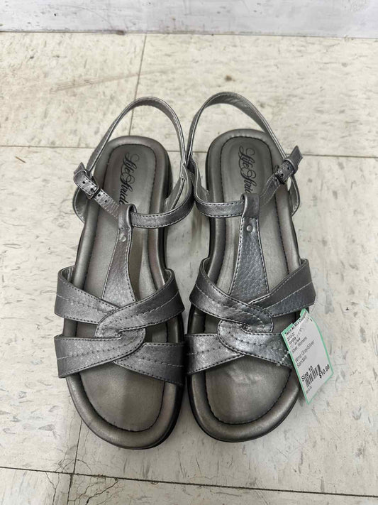 Life Stride Silver Womens Size 10 Sandals