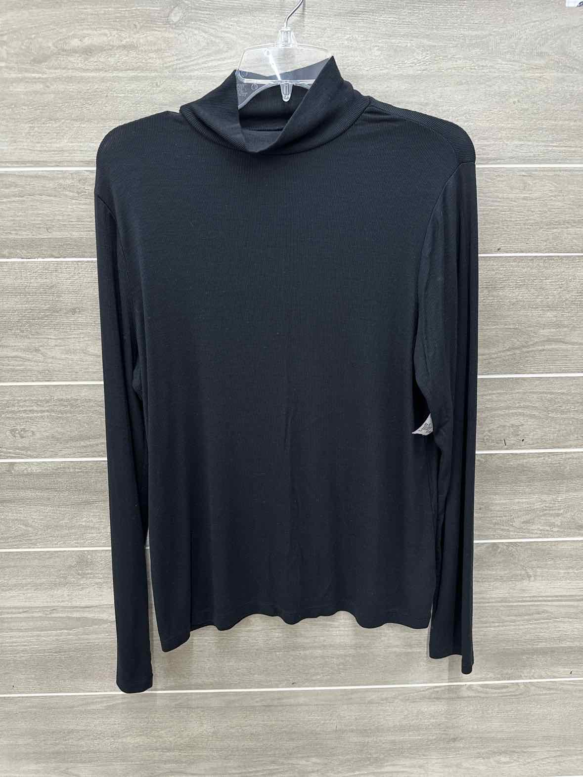 Black Womens Size XL Shirt