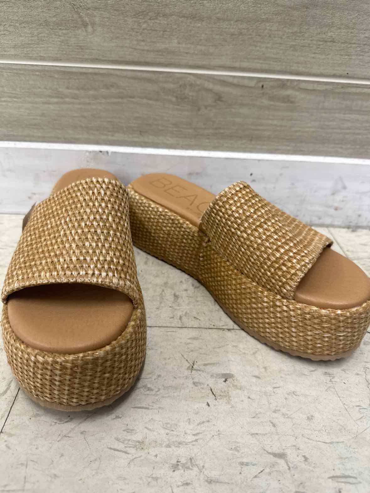 US Shoe Size 10 Tan Womens Sandals