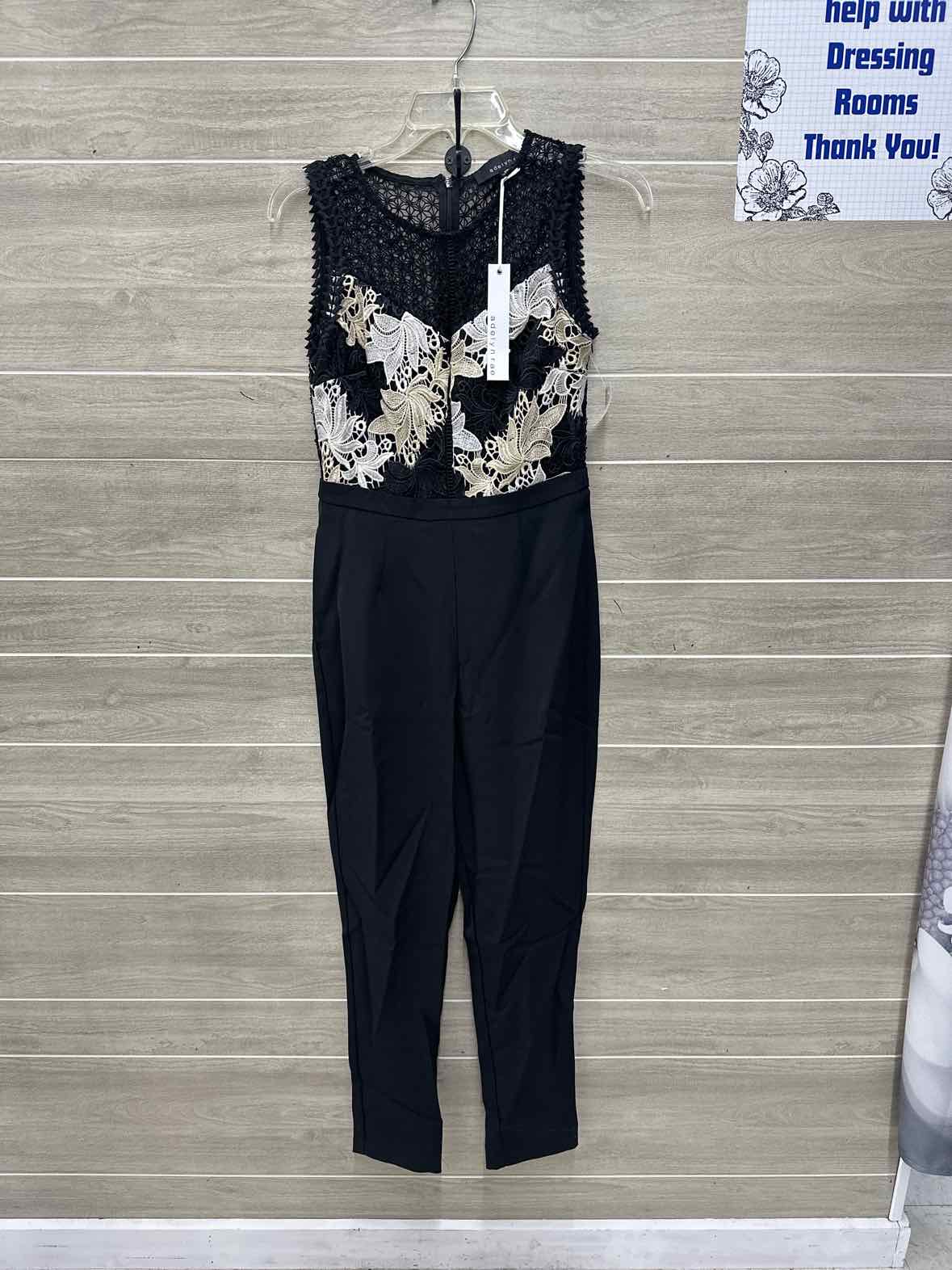 Adelyn Rae Size 4 Black Womens Jumper