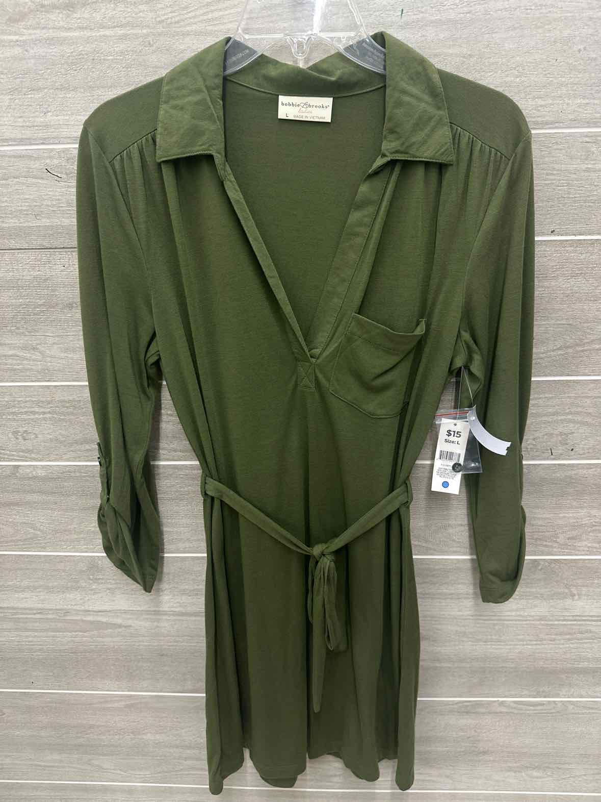 Bobbie Brooks Size L Olive Womens Shirt